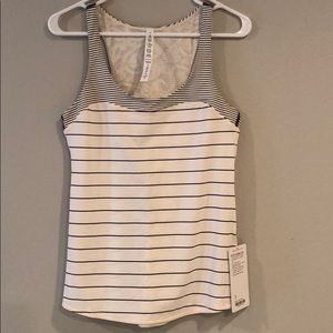 Lululemon tank size 8